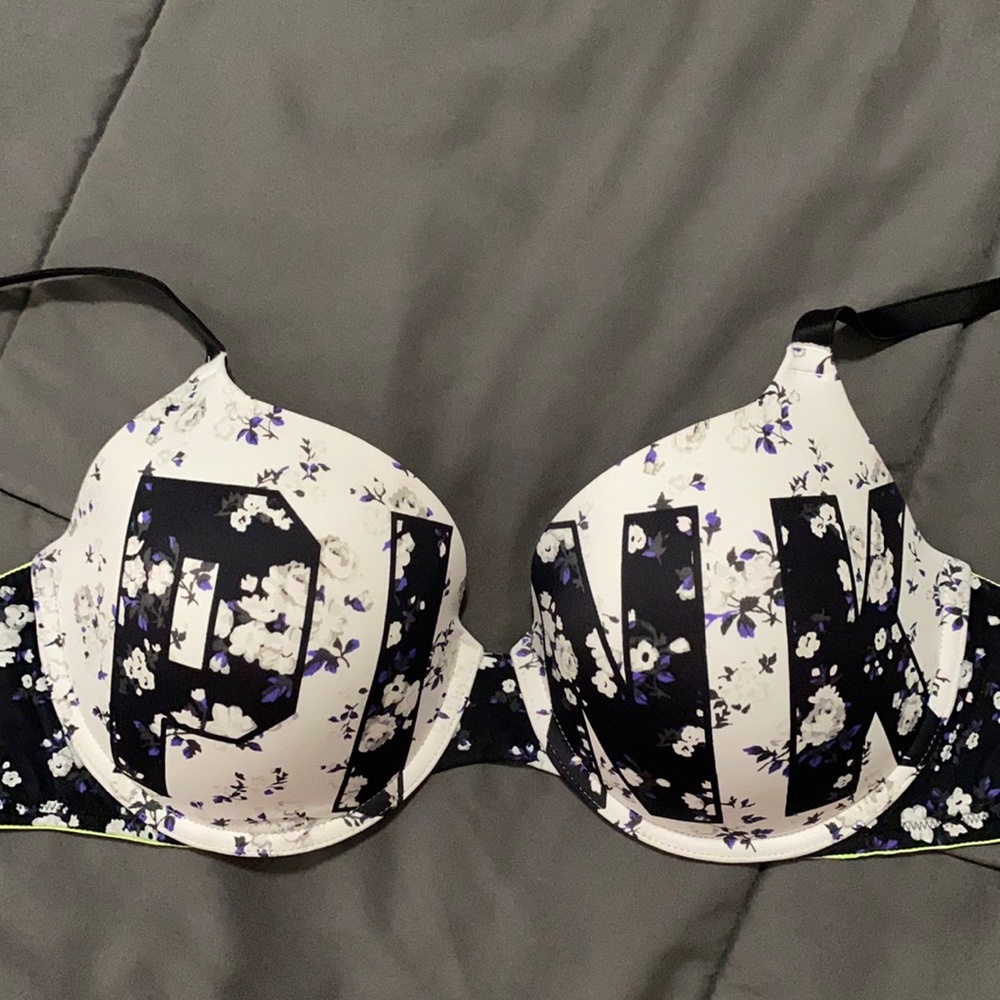 PINK Victoria’s Secret Lined t-shirt bra 36dd